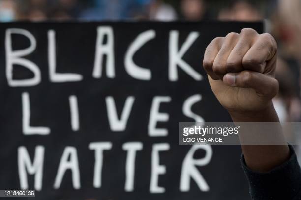 15.102 fotos e imágenes de Black Lives Matter Sign - Getty Images