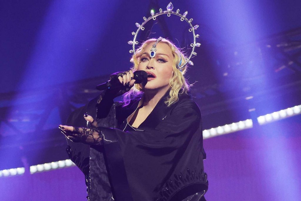 Fanáticos demandan a la Reina del pop 