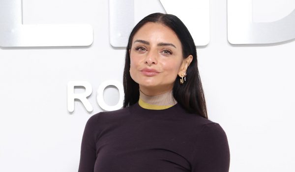 Aislinn Derbez brilla en la Milan Fashion Week con un elegante minivestido