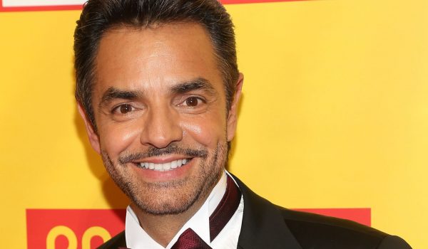 Eugenio Derbez revela que empresarios lo inspiraron a promover el voto, avivando la controversia nuevamente