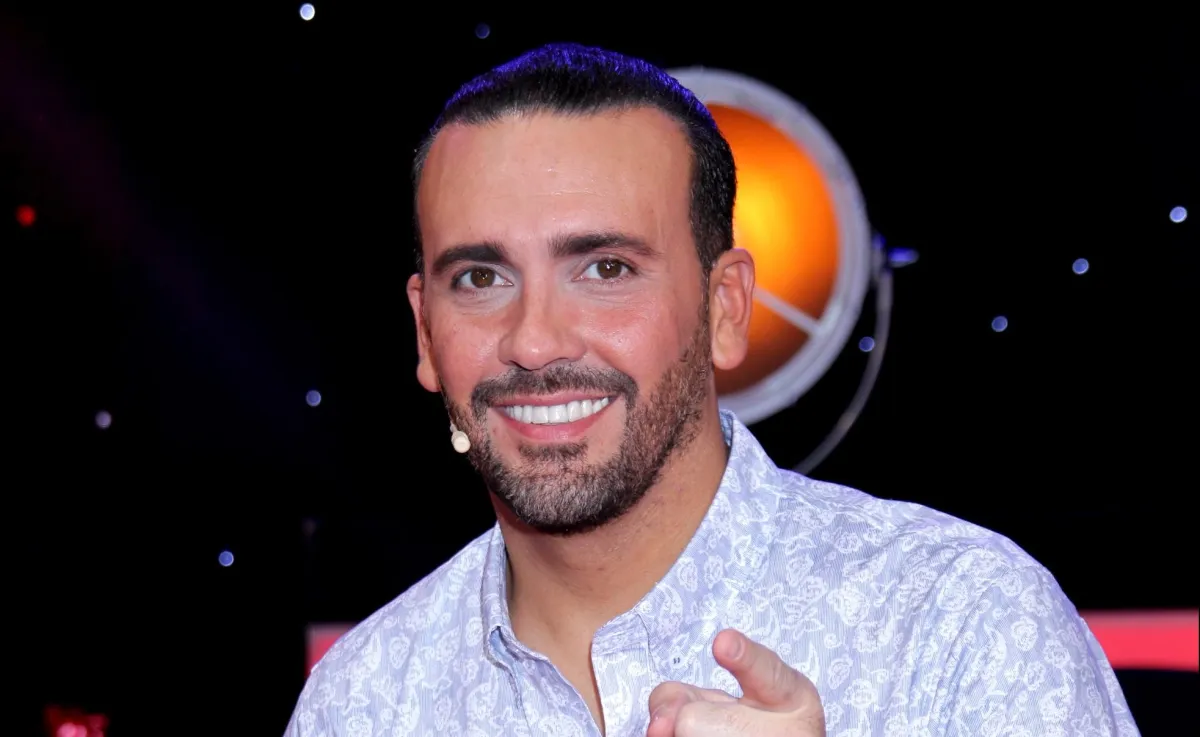 Ricardo Margaleff rompe el silencio sobre los rumores de consumo de drogas  en la boda de Daniela Luján: ¡Descubre lo que dijo! – 915 FM Radio