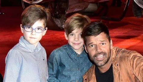 ¡Por fin lo lograron! Ricky Martin y su hijo Valentino deslumbran al bailar juntos