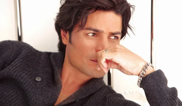 Chayanne sorprende en pleno concierto al reconocer a sus fans como sus “hijos”: “Es una gran responsabilidad”