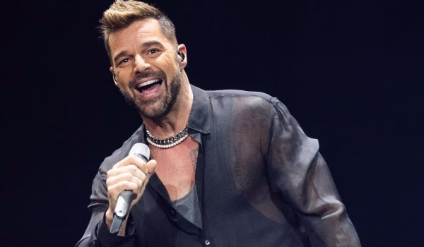 Ricky Martin en Mérida: empresa explica por qué sacaron a fan del concierto