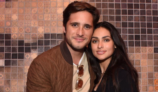 Diego Boneta y Renata Notni terminan luego de cinco años de relación
