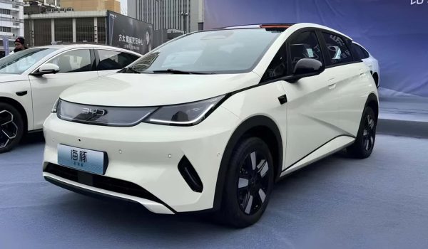 El Dolphin de BYD evoluciona hacia la tecnología híbrida enchufable