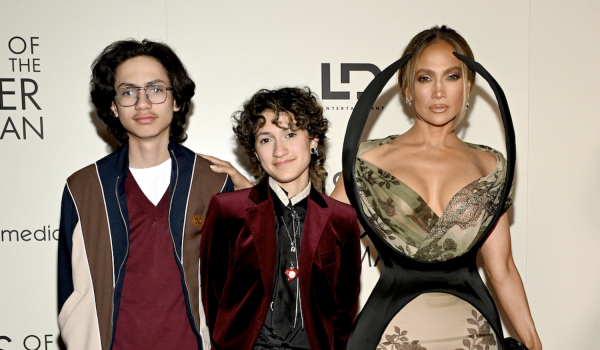 Entre abrazos y sonrisas: Jennifer Lopez disfruta tiempo con sus hijos antes de la universidad