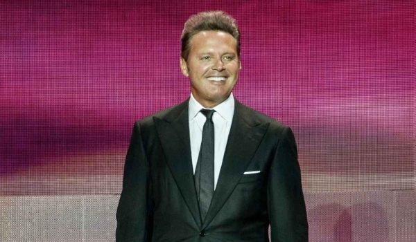 Luis Miguel hospitalizado en Nueva York: se informa que el cantante se encuentra internado y bajo observación médica.