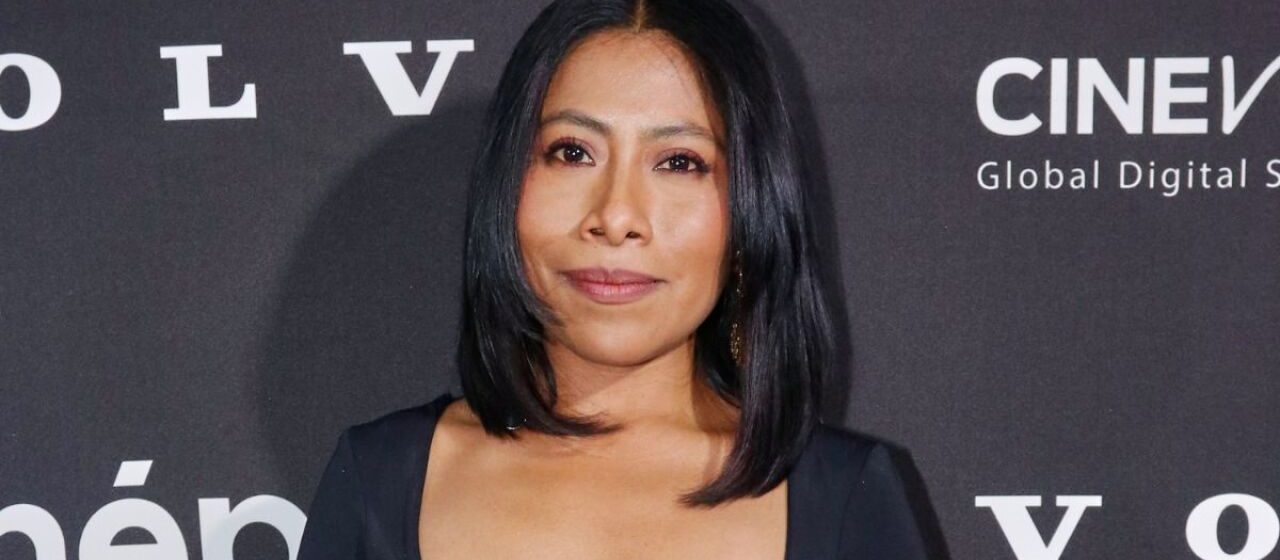 Yalitza Aparicio impacta con drástico cambio de look y presume elegante corte bob.