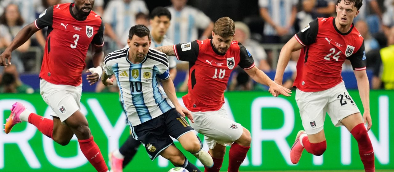 ¡ARGENTINA ES LÍDER DE GRUPO!