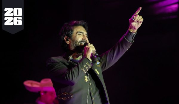 Alejandro Fernández hizo vibrar La Minerva con un concierto multitudinario