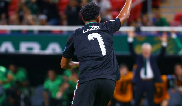 Luis Romo cambia los abucheos por aplausos con su gol ante Corea del Sur
