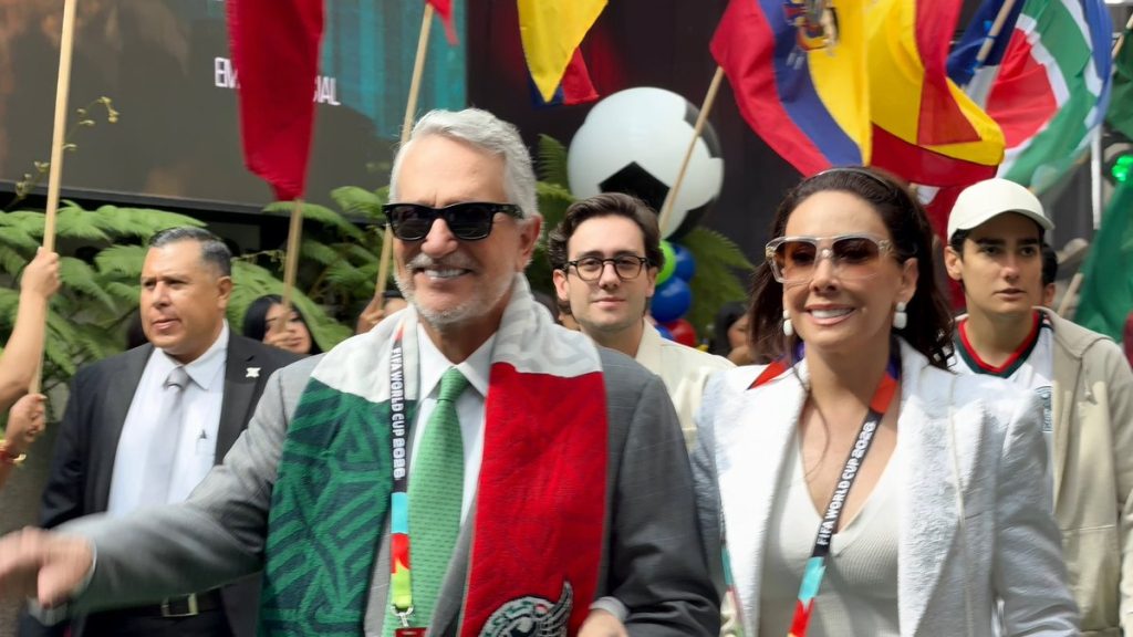 La aparición de Ricardo Salinas Pliego en el Azteca desata comentarios en redes
