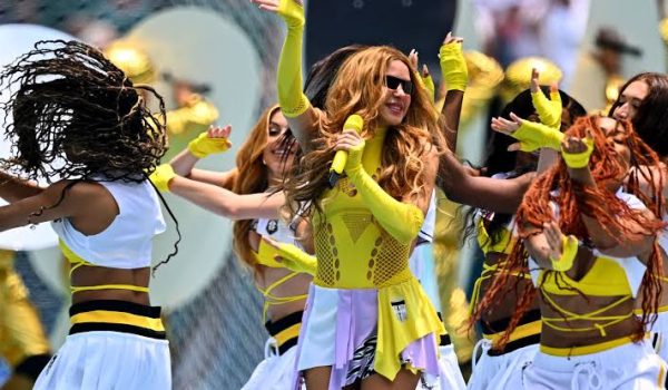 Shakira vuelve a ser el centro de atención en un evento mundialista