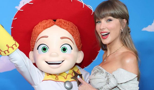 Taylor Swift estrena en concierto I Knew It, I Knew You y homenajea a Toy Story