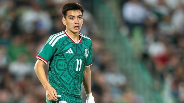 El gesto que emocionó a la afición: Gilberto Mora y Jude Bellingham