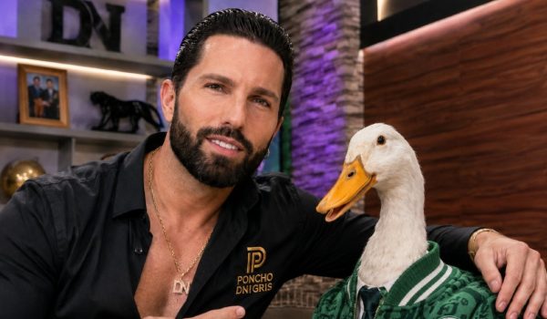 ¿Se cerró el trato? Poncho de Nigris reaparece junto al Pato Merlín