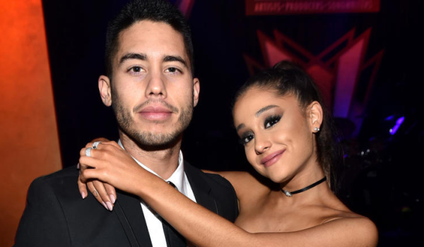 Ariana Grande reaviva su historia de amor con Ricky Alvarez