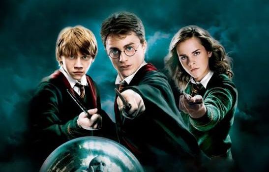  HBO sorprende con un nuevo tráiler de la esperada serie de Harry Potter, mostrando más detalles de esta nueva aventura mágica.